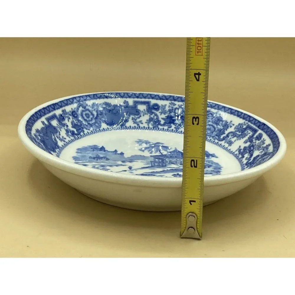O.P. CO. Syracuse China Blue Willow Pattern 7 1/4” Bowl Blue White X9 1943